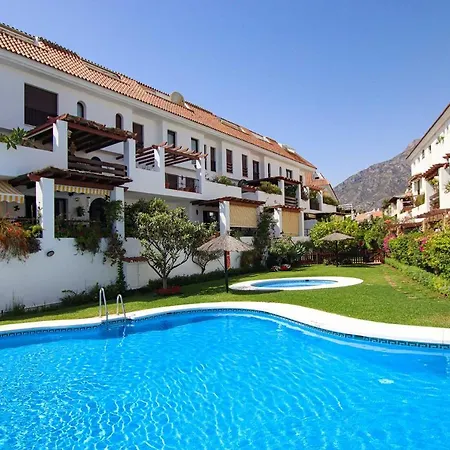 Daire Precioso Apartamento En Coto Real - Milla De Oro Marbella